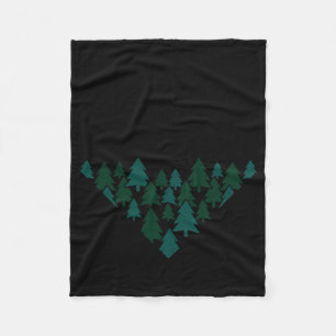 Wir Lieben Berge - Wandern And Camping Apparel Co. Fleece Blanket