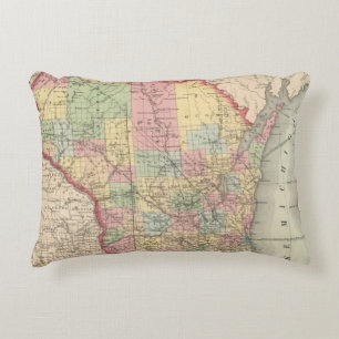 Wisconsin 7 decorative cushion