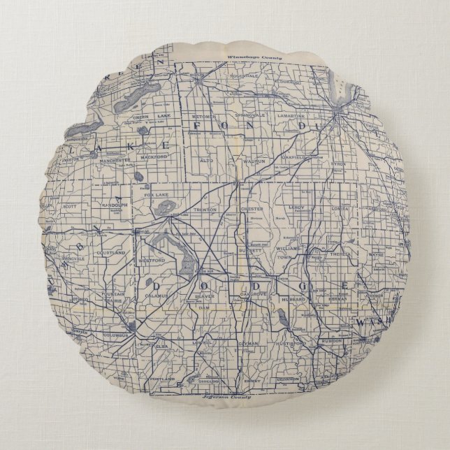 Wisconsin Bicycle Road Map 4 Round Cushion (Front)