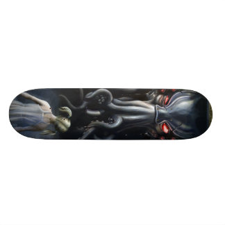 Wishful Thinking v2 : Cthulhu Entering Our World Skateboard
