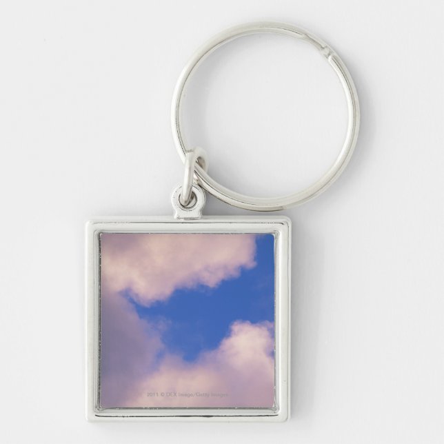 Wispy clouds against blue sky key ring (Front)