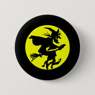 Witch against full moon 6 cm round badge