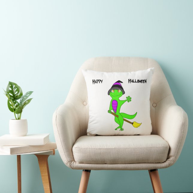 witch gecko cushion (Chair)