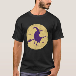 Witch on Broomstick Full Moon Bat Halloween Costum T-Shirt
