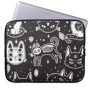 Witch's Cat: Vintage Isolated Illustration Laptop Sleeve