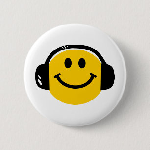 with headphones 6 cm round badge