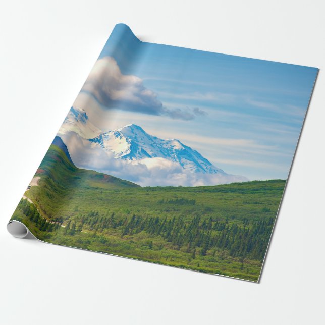 With its huge mountains and surrounded by a wonder wrapping paper (Unrolled)