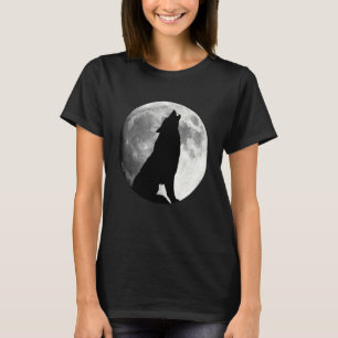 Wolf Howling At Moon Wolf T-Shirt