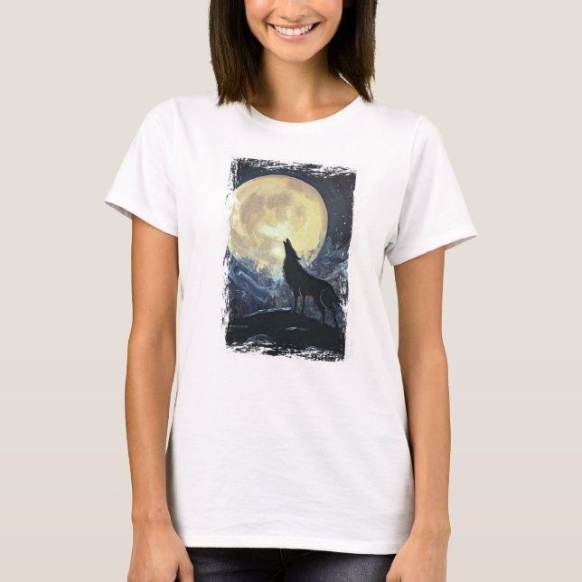 Wolf Howling at the Moon Grunge T-Shirt (Front)