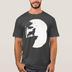 Wolf Howling in the Moon Light T-Shirt