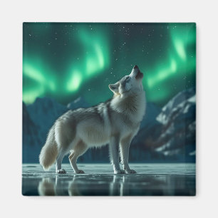 Wolf Howling Under the Northern Lights Magnet
