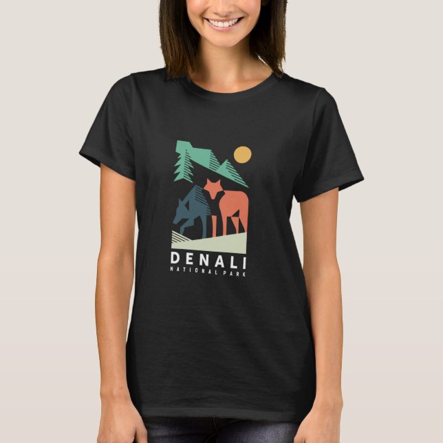 Wolves In The Forest Denali National Park Alaska T T-Shirt (Front)