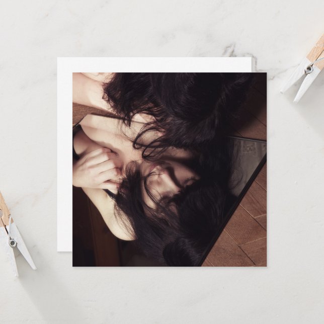 Woman and mirror (Front/Back In Situ)