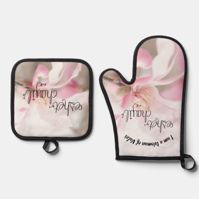 Woman of Valour Apron Oven Mitt & Pot Holder Set (Front)