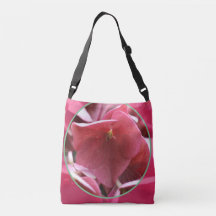 woman's shoulder bag