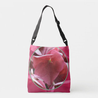 woman's shoulder bag