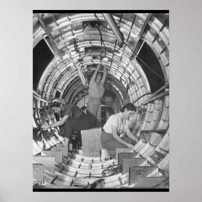 Women workers install fixtures and_War image Poster (Front)