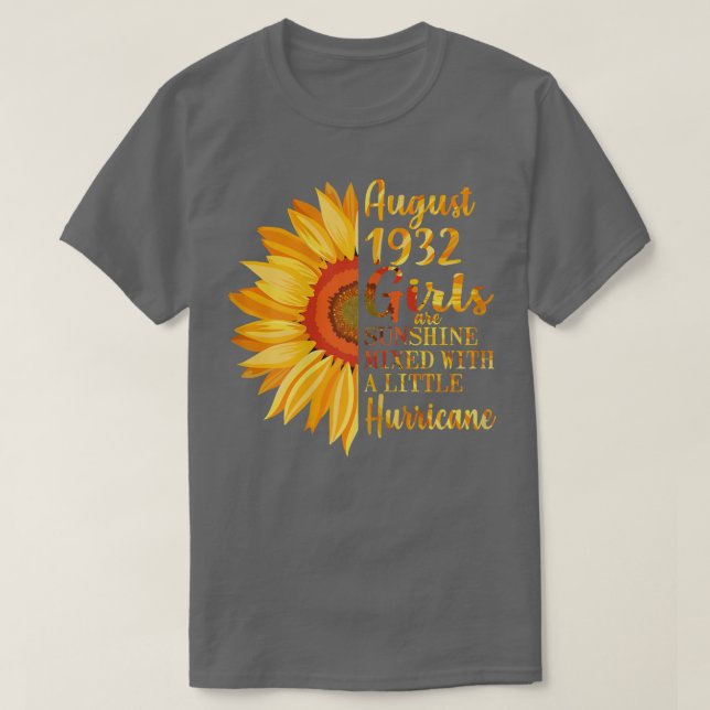 Womens August Girls 1932  90th Birthday Gifts 90 Y T-Shirt (Design Front)