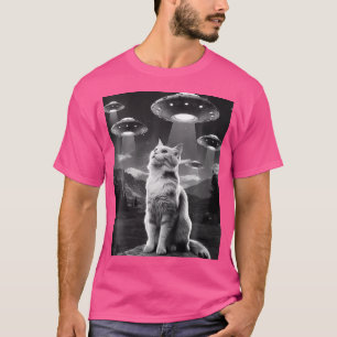 Womens Cat Selfie With Alien Ufo Meme Retro Funny  T-Shirt