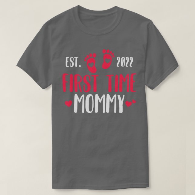 Womens First time Mummy 2022 Pregnancy Announcemen T-Shirt (Design Front)