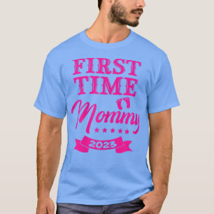 Womens First Time Mummy 2023 Pregnancy Announcemen T-Shirt