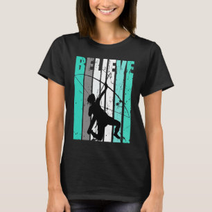 Womens Green Believe Archery Archer Bow Arrow Turq T-Shirt