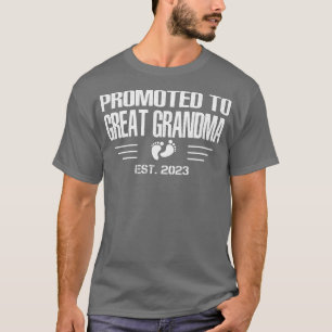 Womens Pregnancy Reveal Promoted to Great Grandma T-Shirt