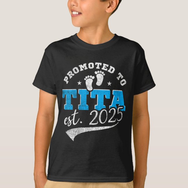 Womens Promoted To Tita 2025 New Filino Aunt Vinta T-Shirt (Front)