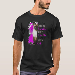 Womens Siamese Cat Mum Valentines Day Cat Mama Fun T-Shirt