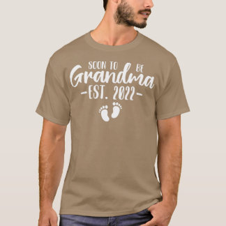 Womens Soon to be Grandma 2022 Pregnancy Reveal Ne T-Shirt