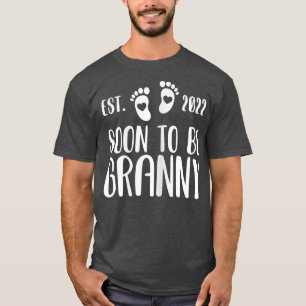 Womens Soon to be Granny 2022 Pregnancy Announceme T-Shirt