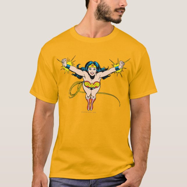 Wonder Woman Fly Forward T-Shirt (Front)