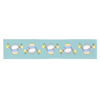 Wonderful Easter chicks paint a Easter egg Short Table Runner