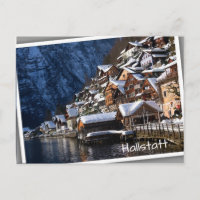 Wooden lakeside houses in Hallstatt, Austria