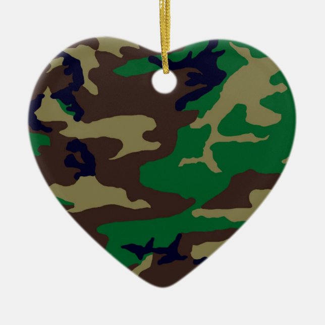 Woodland Camouflage Heart Ceramic Tree Decoration (Front)