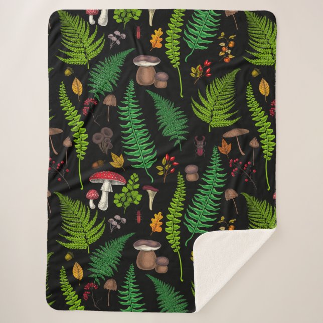 Woodland flora and fauna sherpa blanket (Front)