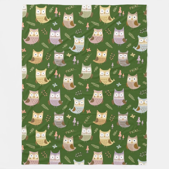 Woodland Owl Pattern, Kids Green Fleece Blanket (Front)