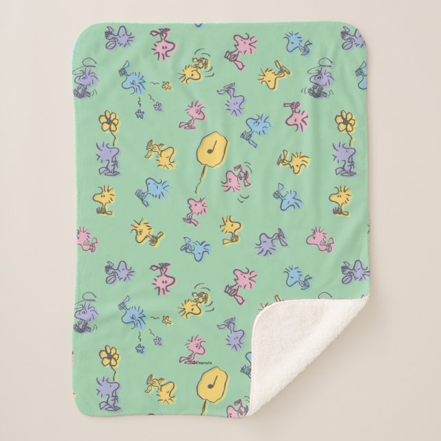 Woodstock Sugar Pop Art Pattern Sherpa Blanket (Front)