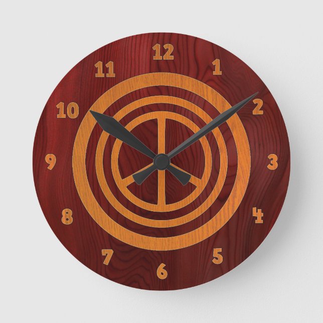 Woody Peace II Round Clock (Front)
