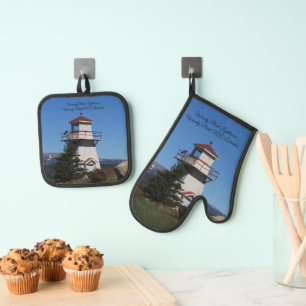 Woody Point Lighthouse NL/Labrador Oven Mitt & Pot Holder Set