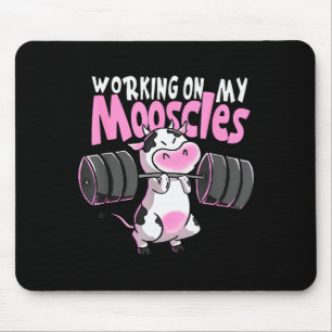Working On My Mooscles Funny Gym Cow Weightlifting Mouse Pad