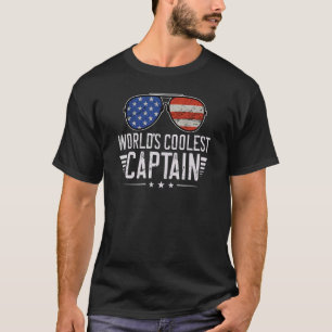 World´s Okayest Captain Pontoon Boat Vintage Boa T-Shirt