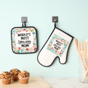 World's Most Amazing Mum  Oven Mitt & Pot Holder Set