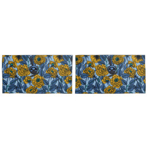 Wren in the roses pillowcase