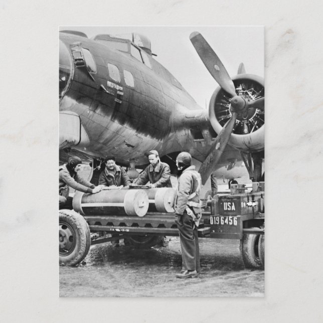 WW2 Aeroplane and Crew: 1940s Postcard (Front)
