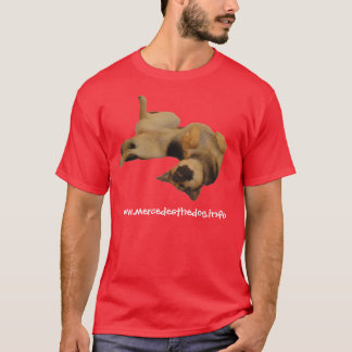 www.mercedesthedog.info red t-shirt