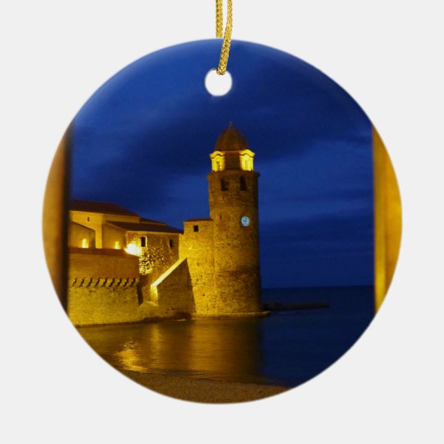 X.ITINERARIES: Medieval Light Ceramic Tree Decoration (Front)