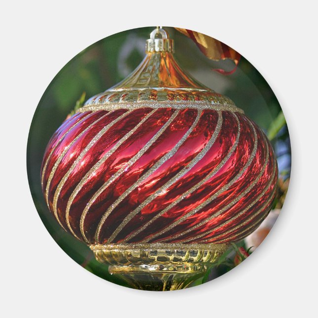 Xmas Ornament Magnet (Front)