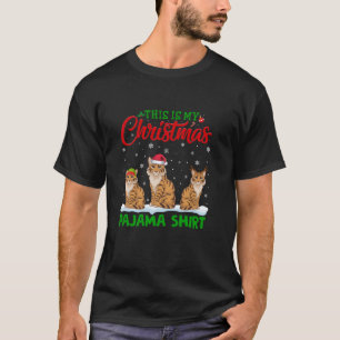 Xmas Santa Hat Reindeer Savannah Cat Christmas Paj T-Shirt