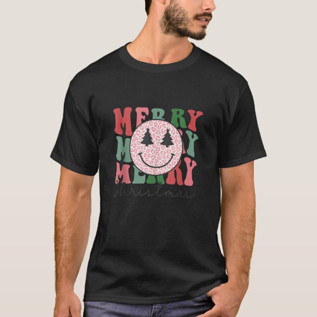 Xmas Tree Leopard Happy Face Retro Groovy Merry Ch T-Shirt (Front)